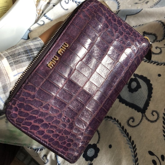 Miu crocodile Wallet With Box Purple round zipper - Picture 8 of 16